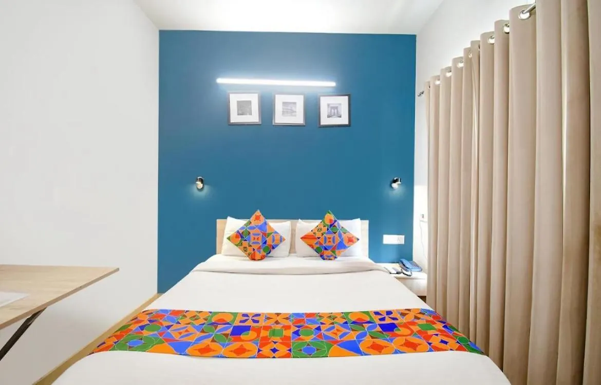 Homestay Hotel Premium Townyard By Hotel Sot- Ideal Family Stay Near Taj Mahal Nagla Dhimar