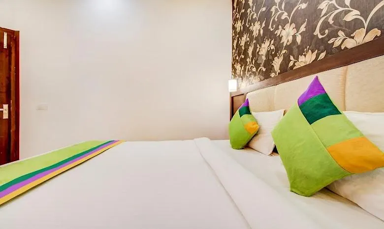 Homestay Hotel Premium Townyard By Hotel Sot- Ideal Family Stay Near Taj Mahal Nagla Dhimar